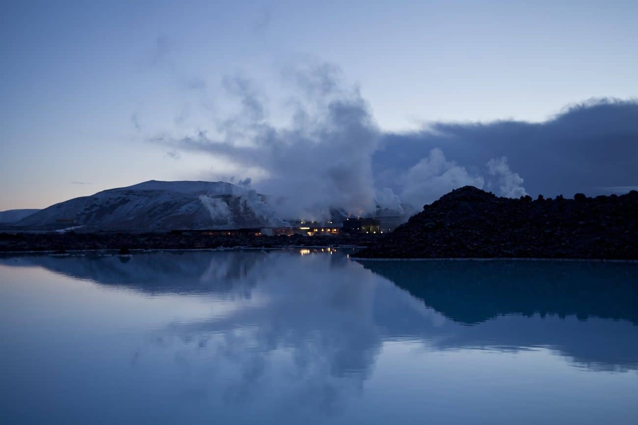when to visit the blue lagoon